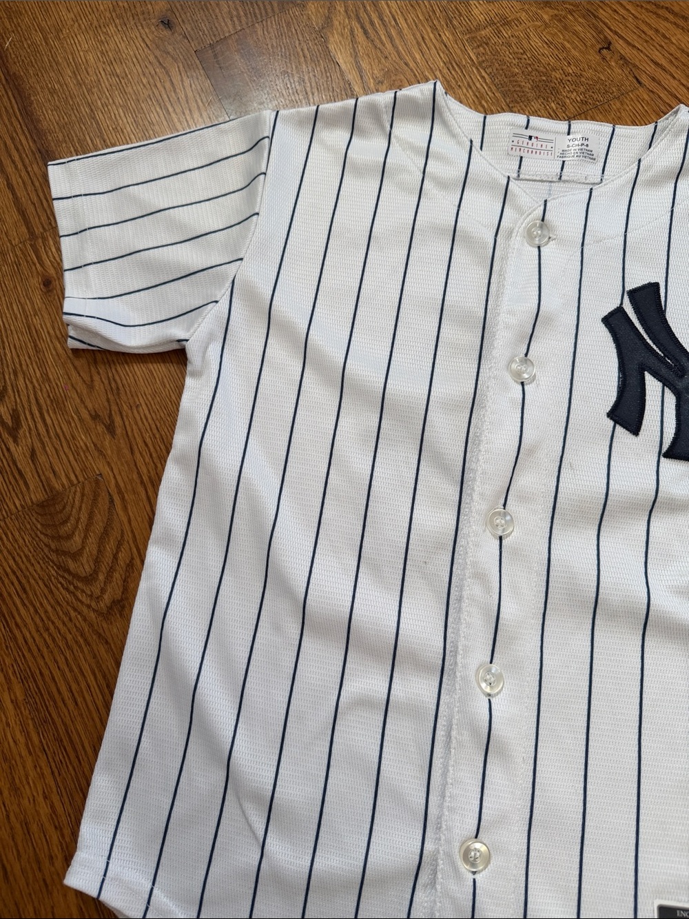 Aaron Judge New York Yankees Jersey. Size Small 8. Great Used Condition. - Picture 9 of 12
